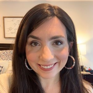 Meet your Posher, Melissa